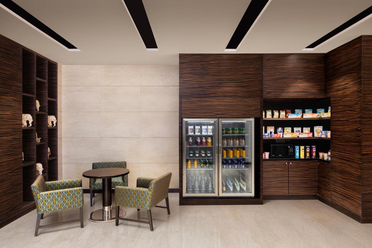 Fairfield By Marriott Agra Hotell Agra  Exteriör bild