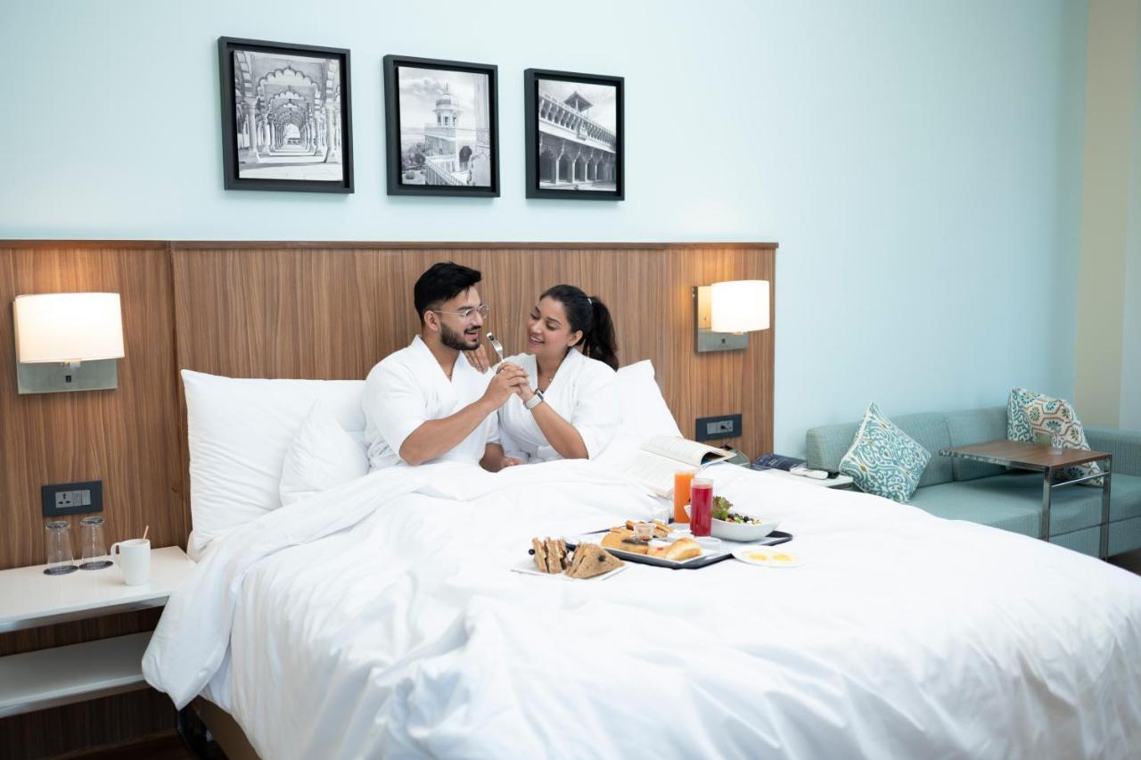 Fairfield By Marriott Agra Hotell Agra  Exteriör bild