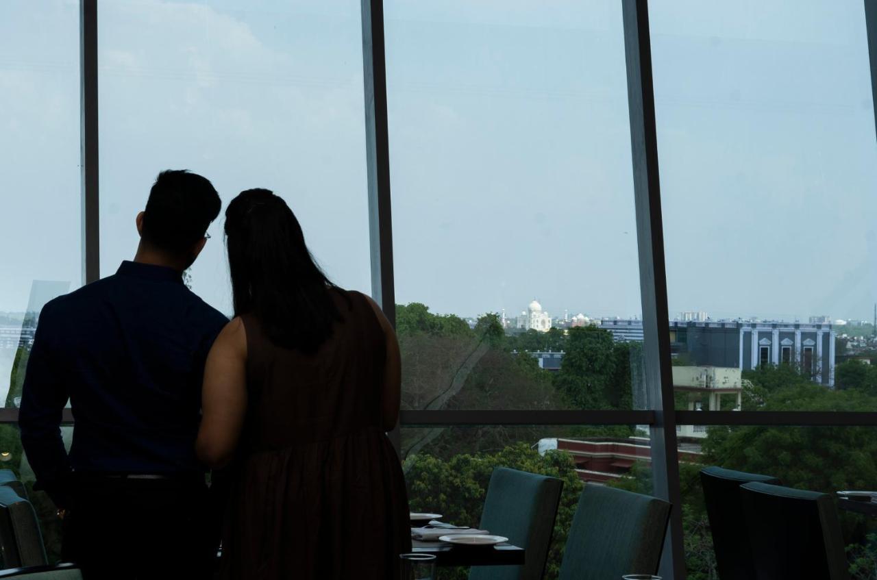 Fairfield By Marriott Agra Hotell Agra  Exteriör bild