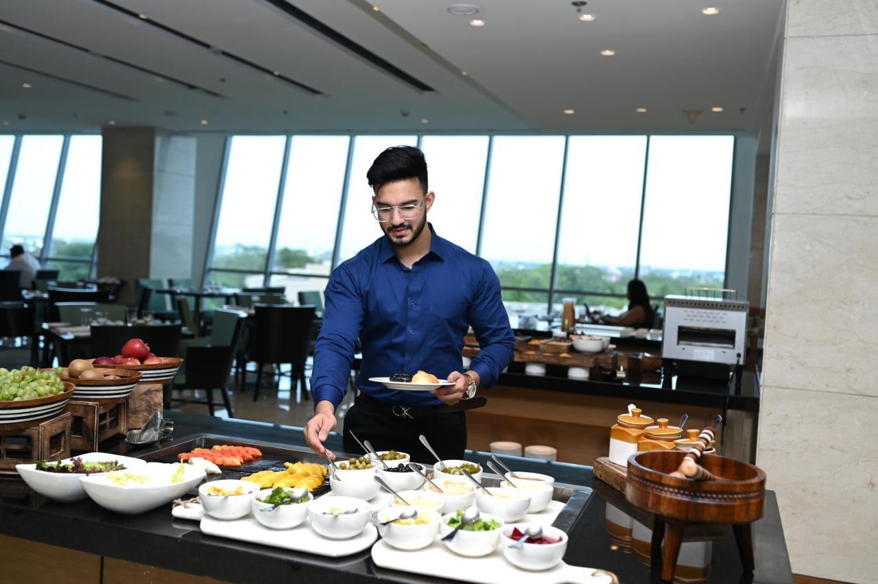 Fairfield By Marriott Agra Hotell Agra  Exteriör bild
