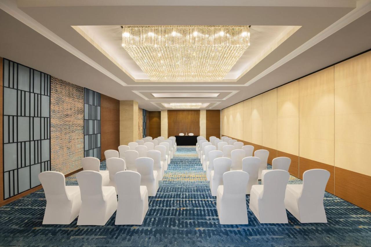Fairfield By Marriott Agra Hotell Agra  Exteriör bild
